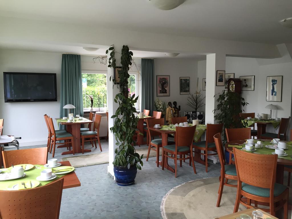 Niebuhrs Hotel ฟรีดริชสดอร์ฟ ภายนอก รูปภาพ