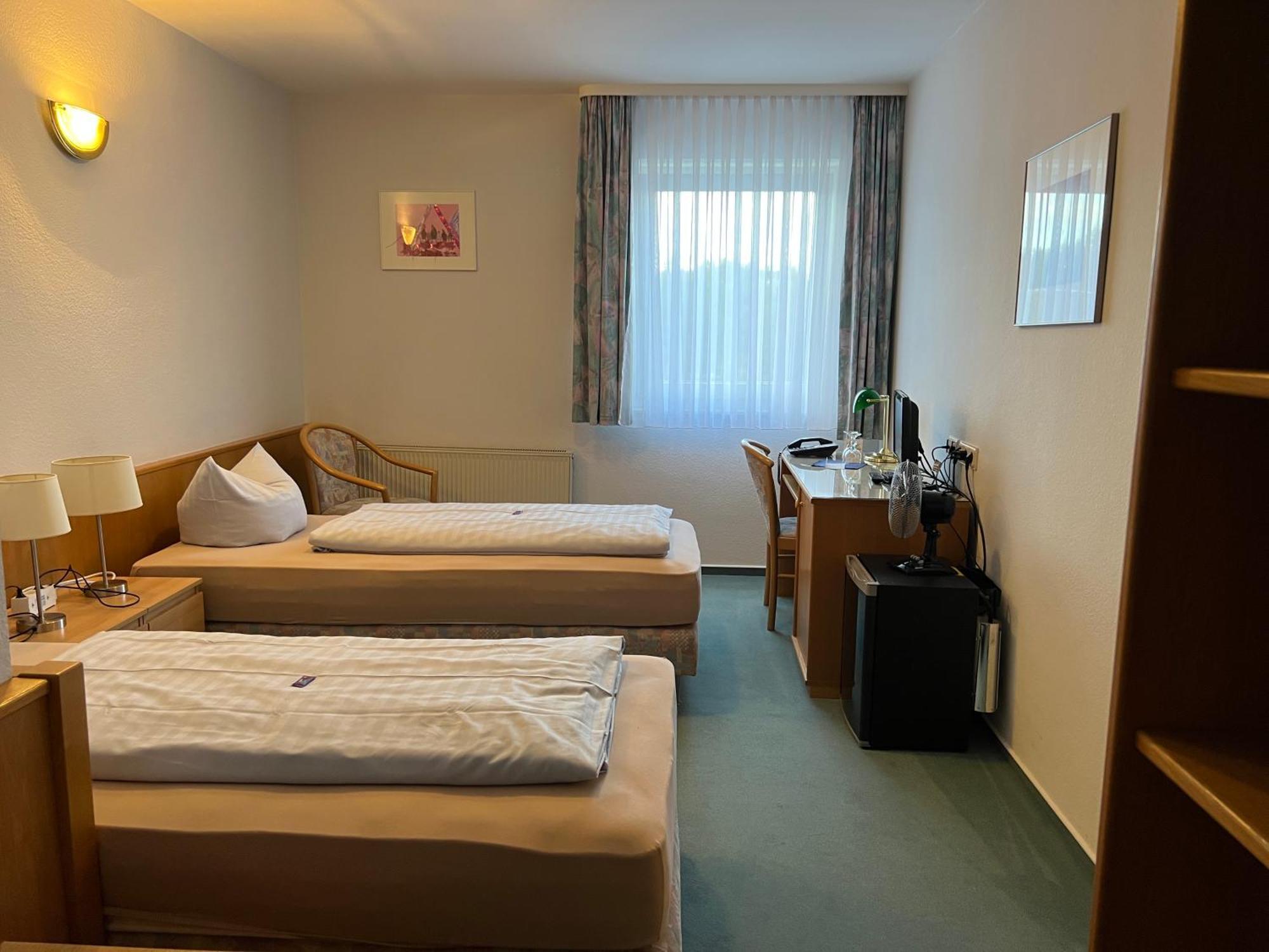 Niebuhrs Hotel ฟรีดริชสดอร์ฟ ห้อง รูปภาพ